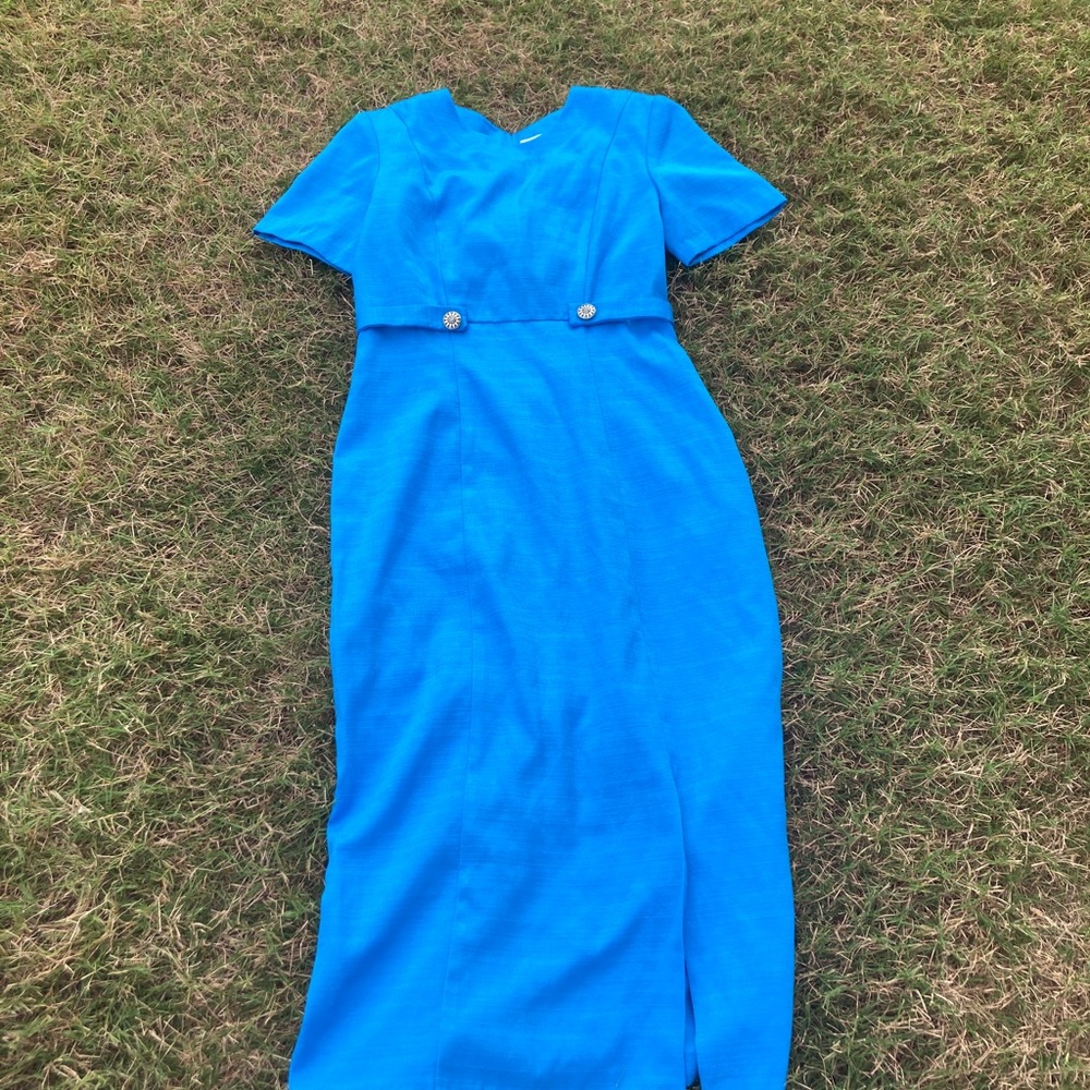 5/$25- vintage blue mod style dress from 80s